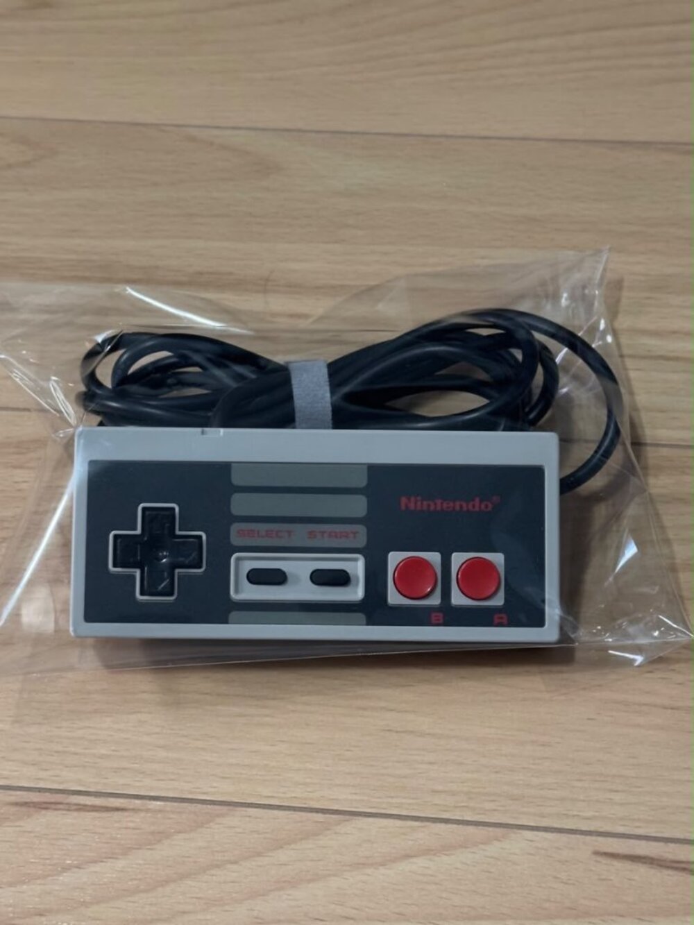 Original Nintendo NES Controller (Model NES-004) - Clean & Working